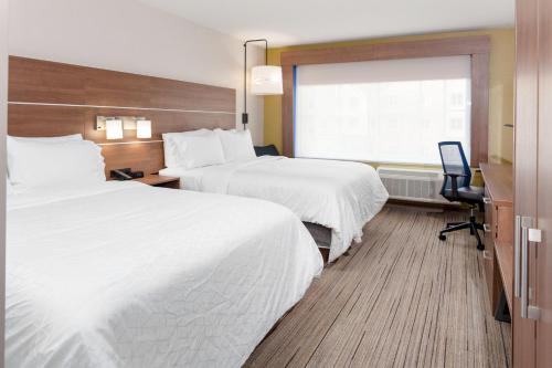 Holiday Inn Express and Suites Gilbert - East Mesa in East Mesa Holiday Inn Express and Suites Gilbert - East Mesa in East Mesa