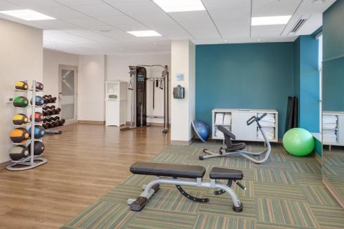 Fitness center, Holiday Inn Express And Suites Ottawa Downtown East in Ottawa (ON) Fitness center, Holiday Inn Express And Suites Ottawa Downtown East in Ottawa (ON)