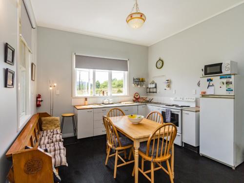 ฝักบัว, The Red Rooster Cottage in โรริมู ฝักบัว, The Red Rooster Cottage in โรริมู