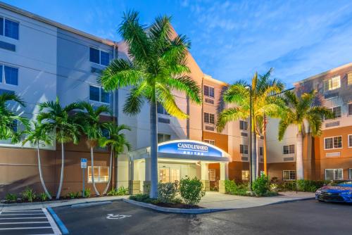 A szálláshely kívülről, Candlewood Suites Fort Myers/Sanibel Gateway By IHG in Harlem Heights A szálláshely kívülről, Candlewood Suites Fort Myers/Sanibel Gateway By IHG in Harlem Heights