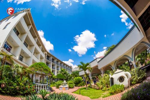 Výhled, Fairway Hotel And Spa in Kampala Výhled, Fairway Hotel And Spa in Kampala