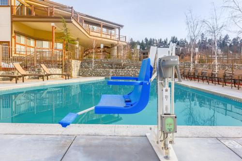Swimming pool, Holiday Inn Resort The Lodge at Big Bear Lake in Big Bear Lake (CA) Swimming pool, Holiday Inn Resort The Lodge at Big Bear Lake in Big Bear Lake (CA)