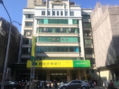 Hôtel 8 1/2 Inn