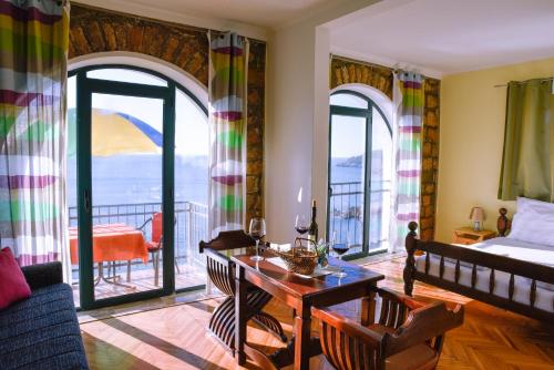 蘇珊娜公寓式酒店 (Apartments Susanna) in 烏爾齊尼 蘇珊娜公寓式酒店 (Apartments Susanna) in 烏爾齊尼