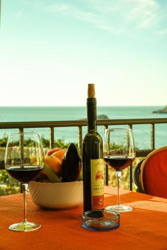 蘇珊娜公寓式酒店 (Apartments Susanna) in 烏爾齊尼 蘇珊娜公寓式酒店 (Apartments Susanna) in 烏爾齊尼