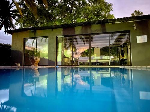 Vista, Bush Pillow Guest House in Otjiwarongo Vista, Bush Pillow Guest House in Otjiwarongo