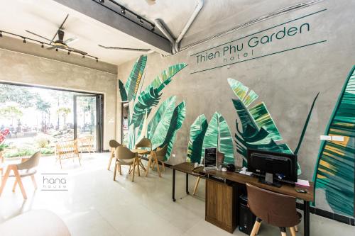 Lobby, Thien Phu Garden Hotel in Long Bien District Lobby, Thien Phu Garden Hotel in Long Bien District