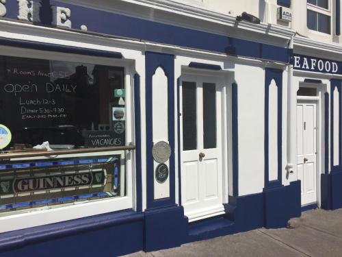 Entrada, Ashes Seafood Restaurant Accommodation in Dingle Entrada, Ashes Seafood Restaurant Accommodation in Dingle
