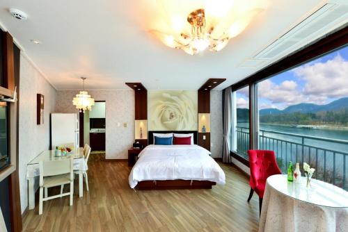 Moonlight Blue Pension in Gapyeong-gun Moonlight Blue Pension in Gapyeong-gun