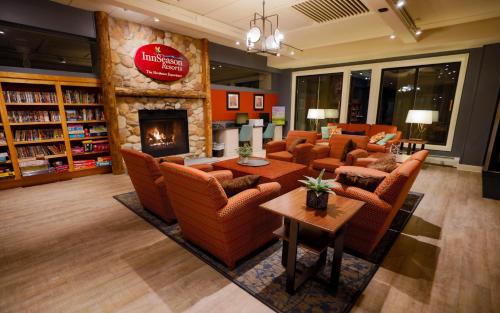 InnSeason Resorts Pollard Brook in Lincoln (NH) InnSeason Resorts Pollard Brook in Lincoln (NH)