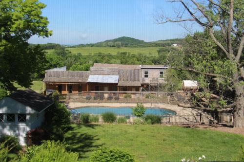 設施, 雪松溪酒店 (Cedar Creek) in 紐黑文(MO) 設施, 雪松溪酒店 (Cedar Creek) in 紐黑文(MO)