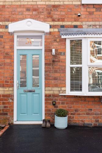 Buitenkant, Cherry Orchard in Underdale Buitenkant, Cherry Orchard in Underdale