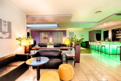 Bar/ Salón, ACHAT Premium City-Wiesbaden in Wiesbaden Bar/ Salón, ACHAT Premium City-Wiesbaden in Wiesbaden