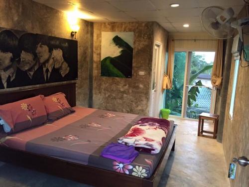อีต่องโฮมสเตย์ in Thong Pha Phum อีต่องโฮมสเตย์ in Thong Pha Phum