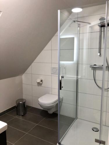 Bathroom, 2-Zimmer Ferienwohnung im Herzen von Scheeßel in Stade Bathroom, 2-Zimmer Ferienwohnung im Herzen von Scheeßel in Stade