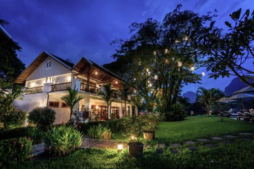 tuin, Riverside Boutique Resort in Vang Vieng tuin, Riverside Boutique Resort in Vang Vieng