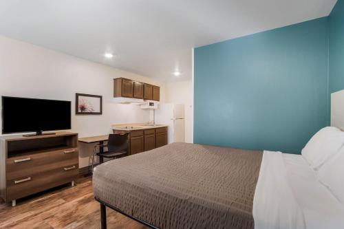在meiguo.com看到的WoodSpring Suites | North Charleston Airport I-526的介绍图片