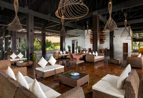 Lobby, Eskala Hotels & Resorts in Praia Ngwesaung Lobby, Eskala Hotels & Resorts in Praia Ngwesaung