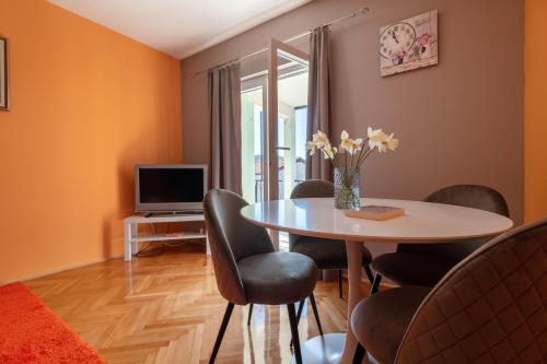 Apartments & rooms Leon in 涅姆 Apartments & rooms Leon in 涅姆