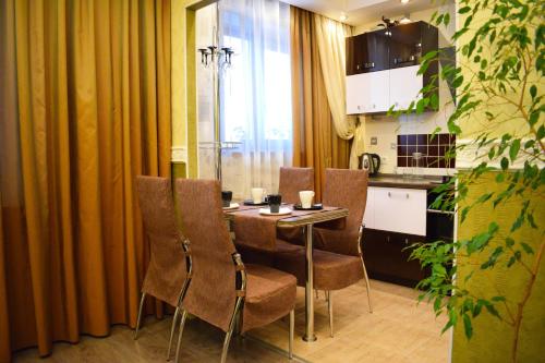 3-х комнатная квартира люкс. in Kamensk-Uralskiy 3-х комнатная квартира люкс. in Kamensk-Uralskiy