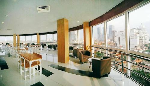 Cibo e bevande, Choice City Hotel near Museo Perjuangan Surabaya Cibo e bevande, Choice City Hotel near Museo Perjuangan Surabaya