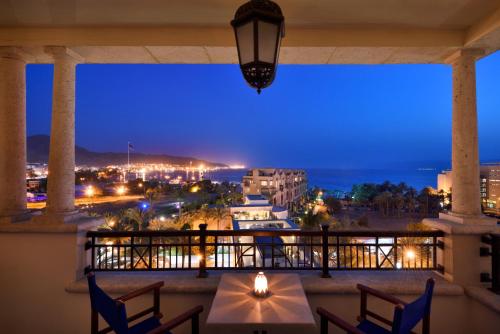 バルコニー/テラス, モーベンピック リゾート & レジデンシズ アカバ (Movenpick Resort & Residences Aqaba) in アカバ バルコニー/テラス, モーベンピック リゾート & レジデンシズ アカバ (Movenpick Resort & Residences Aqaba) in アカバ
