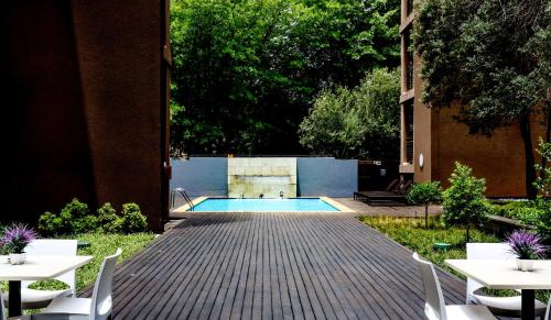 ガーデン, ザ・ニコル・ホテル・アンド・アパートメンツ (The Nicol Hotel and Apartments) in ヨハネスブルグ ガーデン, ザ・ニコル・ホテル・アンド・アパートメンツ (The Nicol Hotel and Apartments) in ヨハネスブルグ