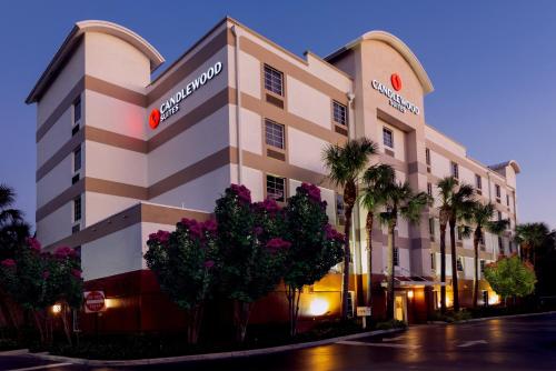 Candlewood Suites Fort Lauderdale Airport-Cruise, an IHG Hotel in Fort Lauderdale