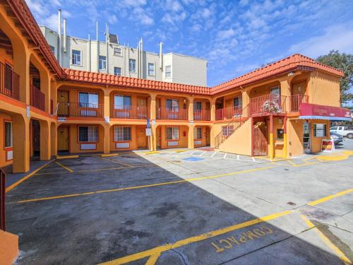 Buitenkant, Inn at Golden Gate near Fort Point Buitenkant, Inn at Golden Gate near Fort Point