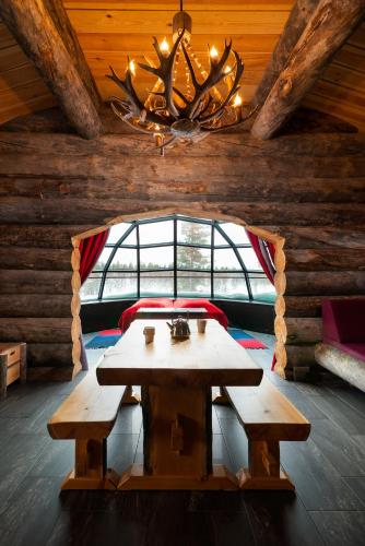 Facilities, Kakslauttanen Arctic Resort - Igloos and Chalets in Sodankyla Facilities, Kakslauttanen Arctic Resort - Igloos and Chalets in Sodankyla