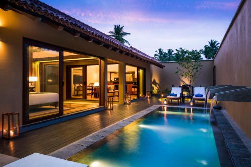 スイミングプール, アナンタラ カルタラ リゾート (Anantara Kalutara Resort) in カルタラ スイミングプール, アナンタラ カルタラ リゾート (Anantara Kalutara Resort) in カルタラ