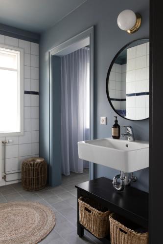 Ванна кімната, INNI - Boutique apartments in Хверагерді Ванна кімната, INNI - Boutique apartments in Хверагерді
