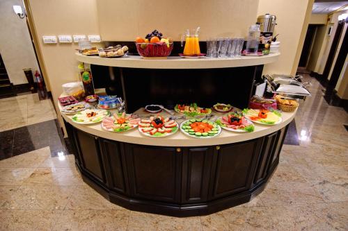 อาหารและเครื่องดื่ม, Hotel Carol in คอนสแตนตา อาหารและเครื่องดื่ม, Hotel Carol in คอนสแตนตา