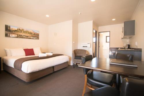 Parklands Motor Lodge in Turangi Parklands Motor Lodge in Turangi