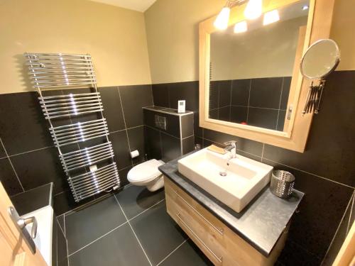 Bathroom, les craterelles in Courchevel 1650 Bathroom, les craterelles in Courchevel 1650