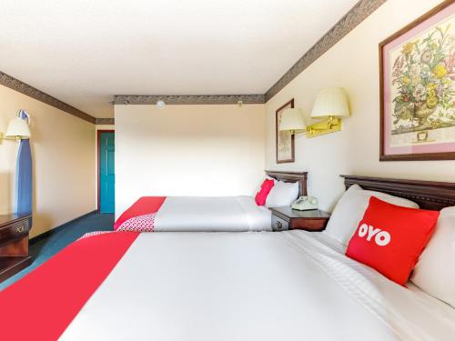 在meiguo.com看到的OYO Hotel Branson Victorian Palace的介绍图片