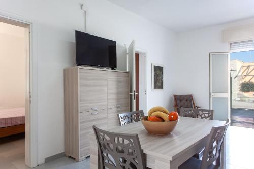 Facilities, Affitto villetta 3 camere letto Punta Grossa m244 in Padula Fede Facilities, Affitto villetta 3 camere letto Punta Grossa m244 in Padula Fede