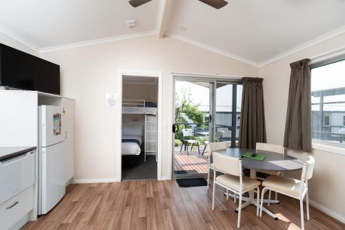 Létesítmények, Crestview Tourist Park Hotel in Queanbeyan Létesítmények, Crestview Tourist Park Hotel in Queanbeyan