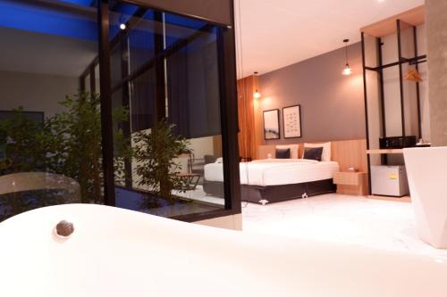 Guestroom, Chill D Resort in Isan Guestroom, Chill D Resort in Isan
