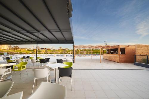 Пъб/Фоайе, RR Alvor Baia Resort in Алвор Пъб/Фоайе, RR Alvor Baia Resort in Алвор