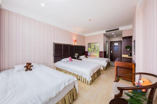 This photo about Shanghai Xianghe Business Hotel shared on HyHotel.com