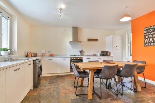 Faciliteiten, Beautiful City Centre House with Parking! Sleeps 6 in Manor Castle Faciliteiten, Beautiful City Centre House with Parking! Sleeps 6 in Manor Castle