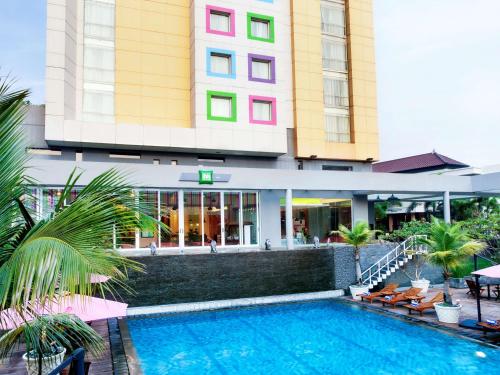 Unterkunft von außen, Ibis Styles Solo in Surakarta Unterkunft von außen, Ibis Styles Solo in Surakarta