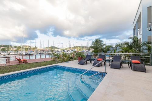 Pool, Bay Gardens Beach Resort & Spa in Rodney Bay Pool, Bay Gardens Beach Resort & Spa in Rodney Bay