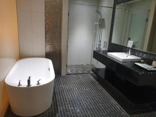 This photo about Grand Crystal Hotel shared on HyHotel.com