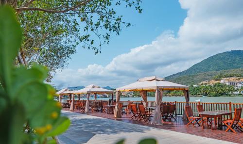 餐厅, 三亚亚龙湾迎宾馆酒店 (Palace Resort Yalong Bay Sanya) in 三亚 餐厅, 三亚亚龙湾迎宾馆酒店 (Palace Resort Yalong Bay Sanya) in 三亚