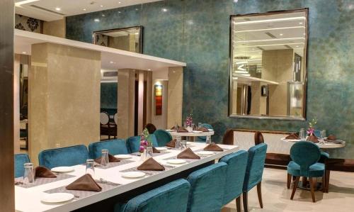 Restaurant, The Sahil Hotel in Mumbai Central Restaurant, The Sahil Hotel in Mumbai Central
