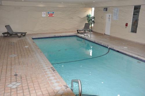 設施, 亞波次福溫德姆華美達酒店 (Ramada by Wyndham Abbotsford) in 阿伯茲福德 (BC) 設施, 亞波次福溫德姆華美達酒店 (Ramada by Wyndham Abbotsford) in 阿伯茲福德 (BC)