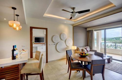 주방, Royalton Blue Waters Montego Bay, An Autograph Collection All Inclusive Resort in 팰머스 주방, Royalton Blue Waters Montego Bay, An Autograph Collection All Inclusive Resort in 팰머스