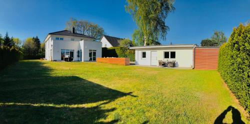 Garden, Wunderschone Wohlfuhloase im Grunen mit Innenstadtnahe in Rellingen Garden, Wunderschone Wohlfuhloase im Grunen mit Innenstadtnahe in Rellingen